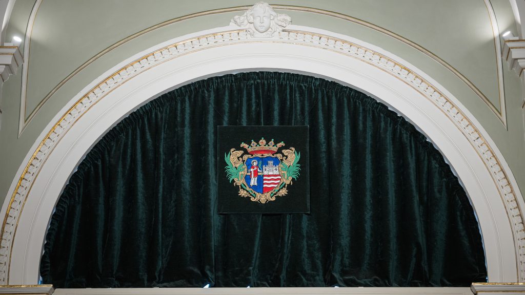 „A fideszes frakcióvezető nyilvánvalóan hazudott nekem” – botrányosan indult az év a győri közgyűlésben