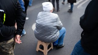 Tisztességtelen szerződési feltételeket tárt fel az ügyészség nyugdíjasházaknál.