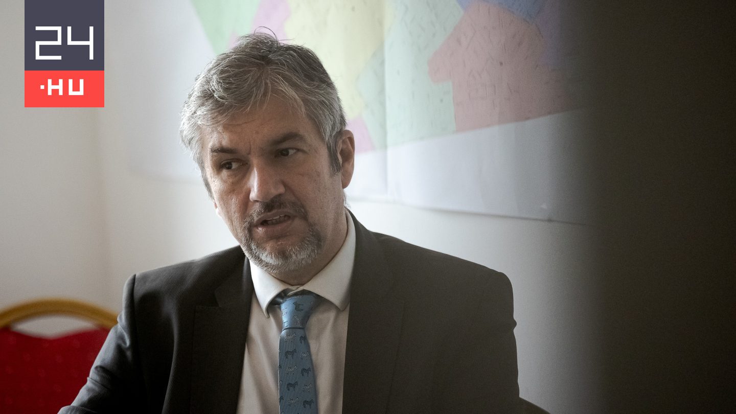 Hadházy megtalálta a leggyalázatosabb önazonossági rendeletet