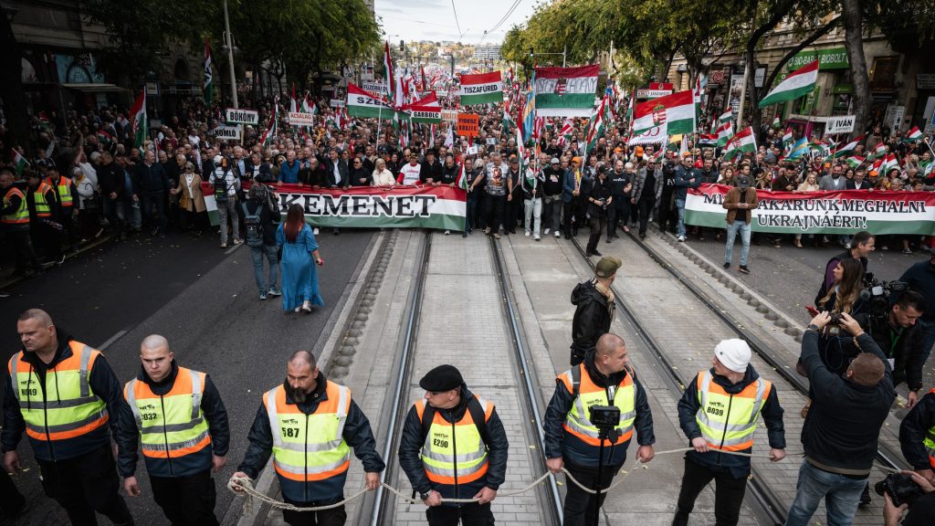 Békemenet: a CÖF még nem döntött arról, vonulnak-e március 15-én