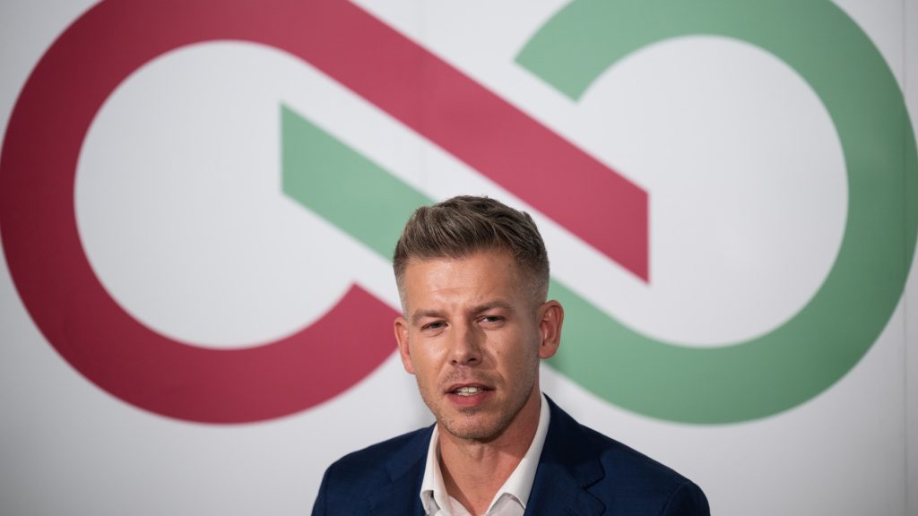 Magyar Péter: Göd lehet a Fidesz Bős-Nagymarosa