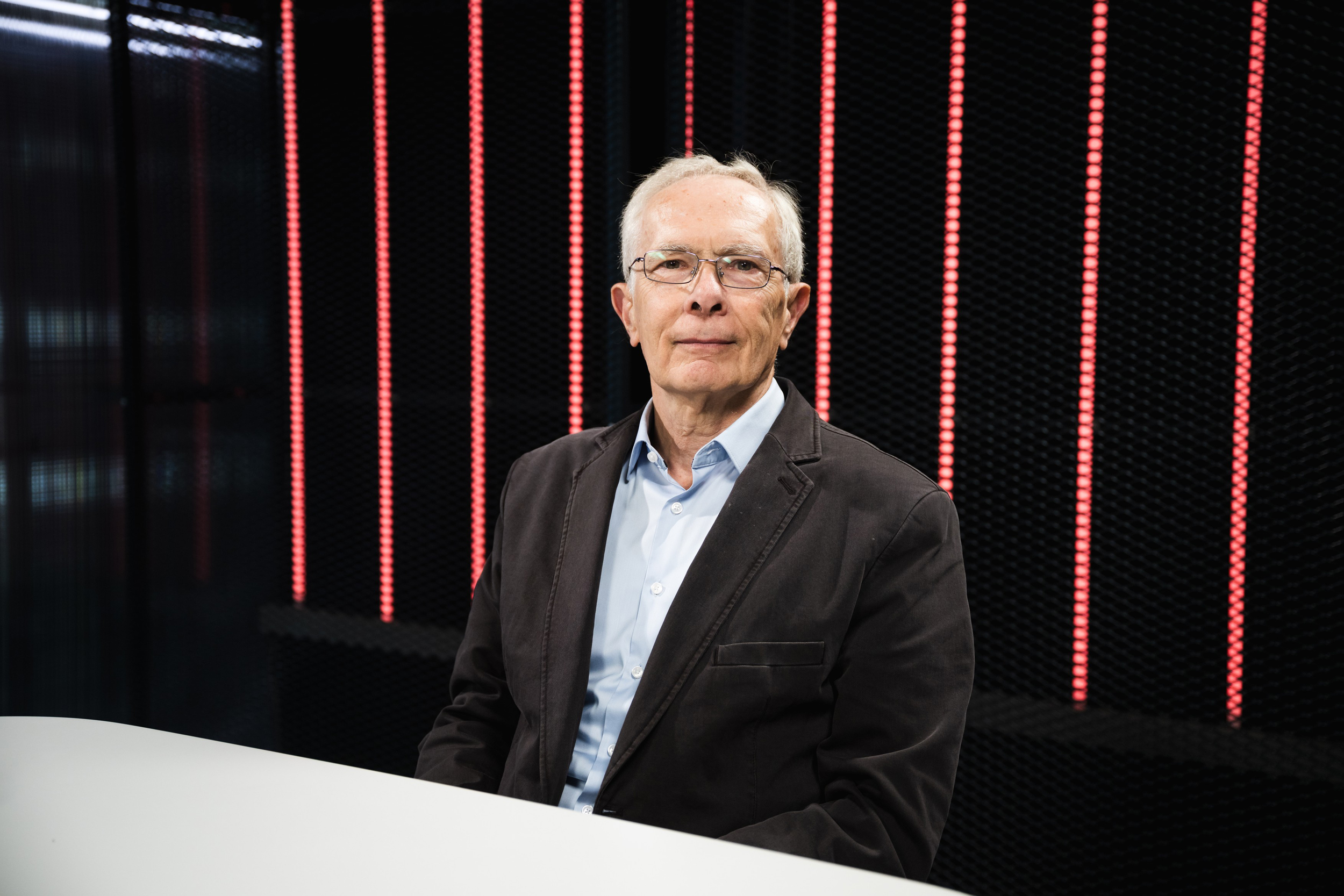 Tényleg drágák a magyarországi bankok, de nem attól, hogy sokan vannak 3