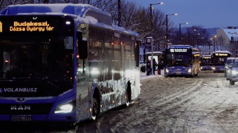 A BKV dolgozói is csatlakoztak a vasutasok követeléséhez, korkedvezményes nyugdíjat tartanának méltányosnak.