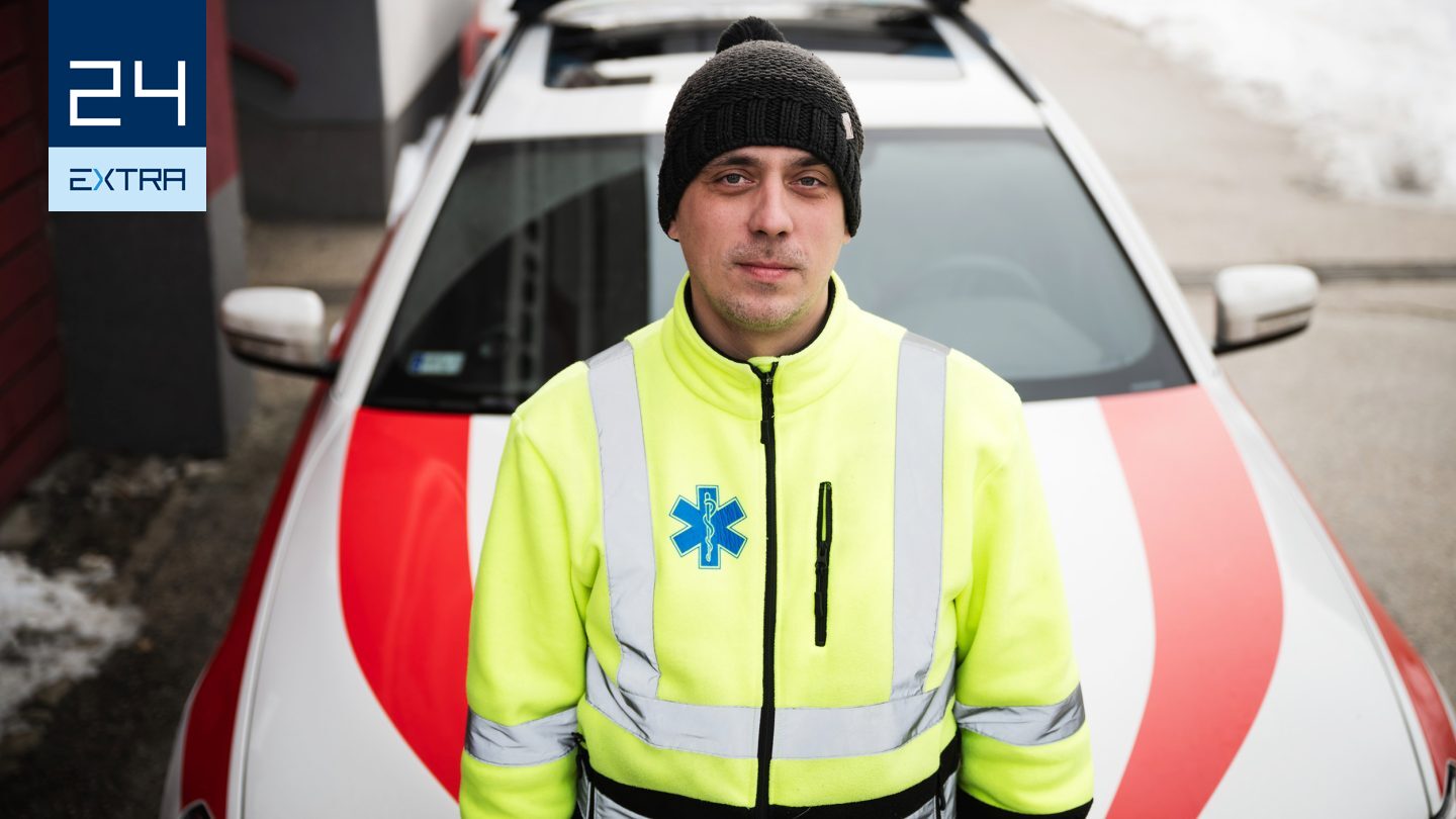 290 méterre voltak, mégsem őket riasztották az újraélesztéshez – amióta a Tisza rendezvényeit biztosítják, a budaörsi mentőcsapat szerint az OMSZ bünteti őket