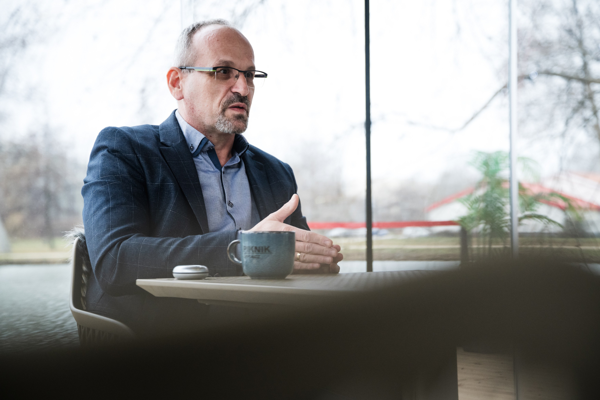 „Nix ugribugi” – Ajkai Tisza-jelölt: Orbán egyszer már beharangozta a győzelmet a körzetben, vereség lett belőle 2