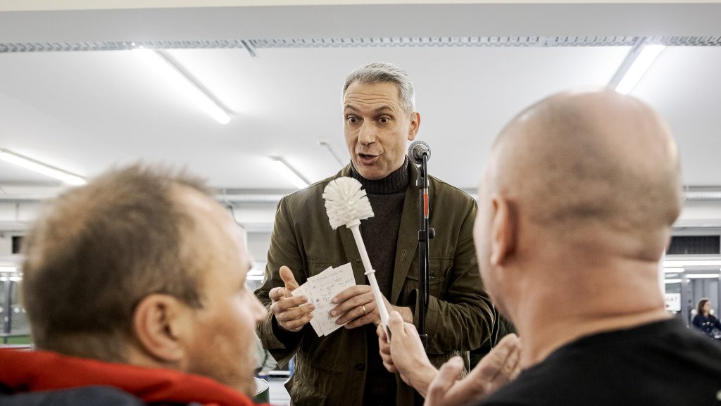 Lázárék mégis kiárusítanák a fővárosi pályaudvarokat a választások előtt