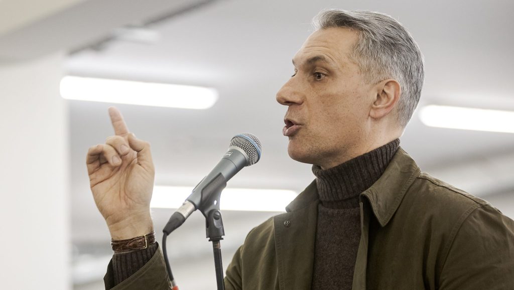 Lázár János rácáfolt az Orbán-kormány cáfolatára