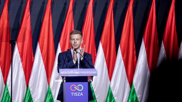 Ez Magyar Péter sikerének titka – a szakértő két okkal magyarázta a Tisza drasztikus előretörését