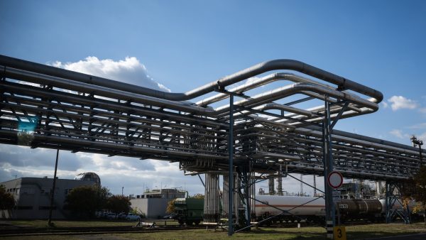 Élesedik a konfliktus: a Mol felszólította a horvátokat, hogy engedjék át az orosz olajat