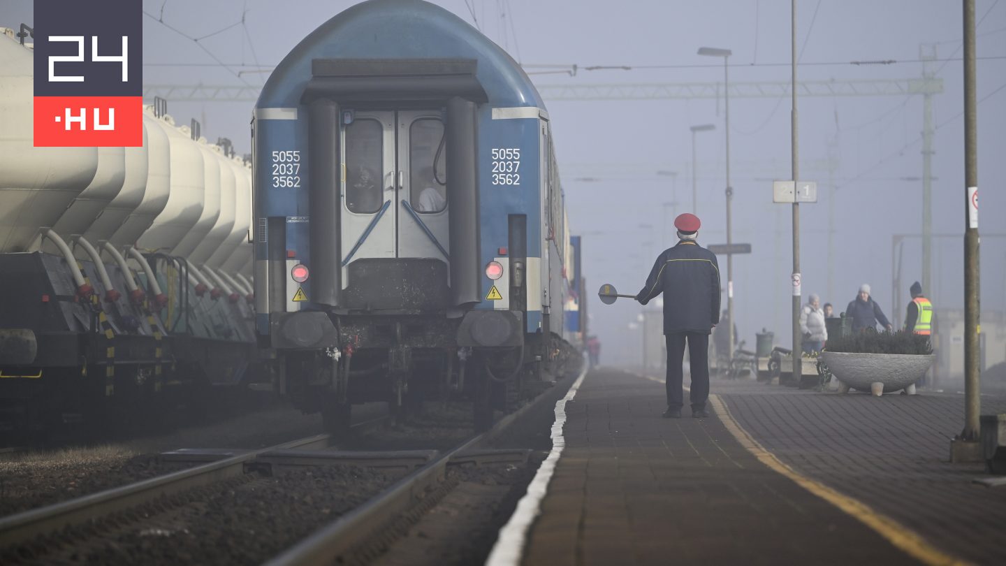 Velencén és a Balatonnál is gázolt a vonat