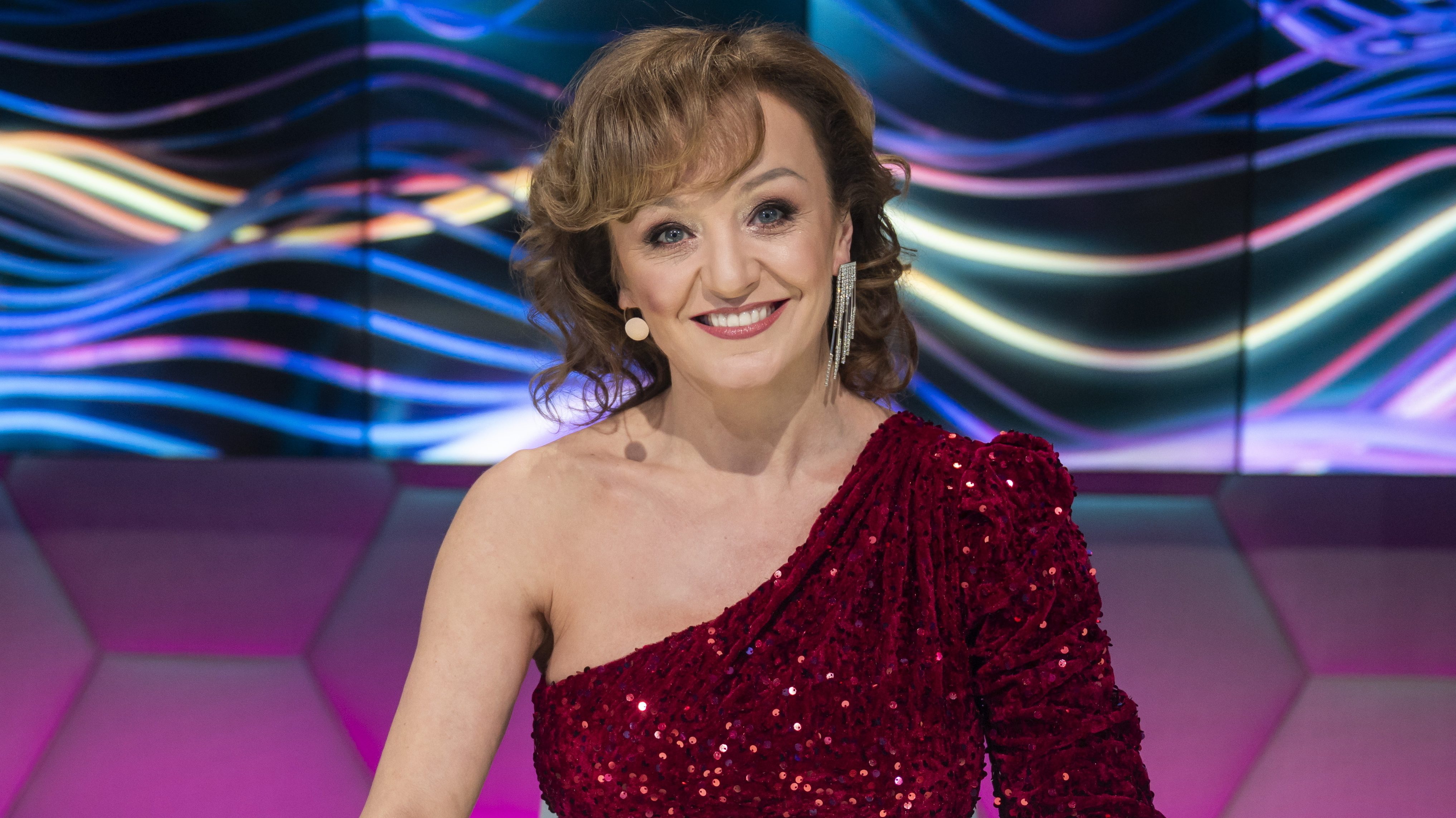 Szandi A Dal című televíziós show-műsor első bemutatkozó adásában 2026. február 14-én.