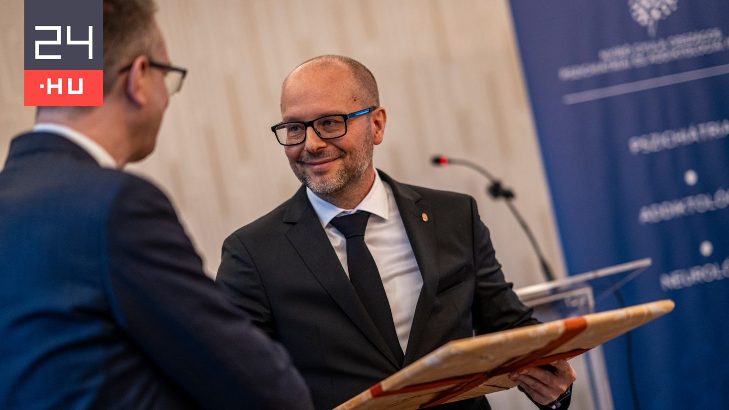 Telex: Korábban mágusképzőt vezetett, most pedig az ország legnagyobb pszichiátriai centrumát igazgatja