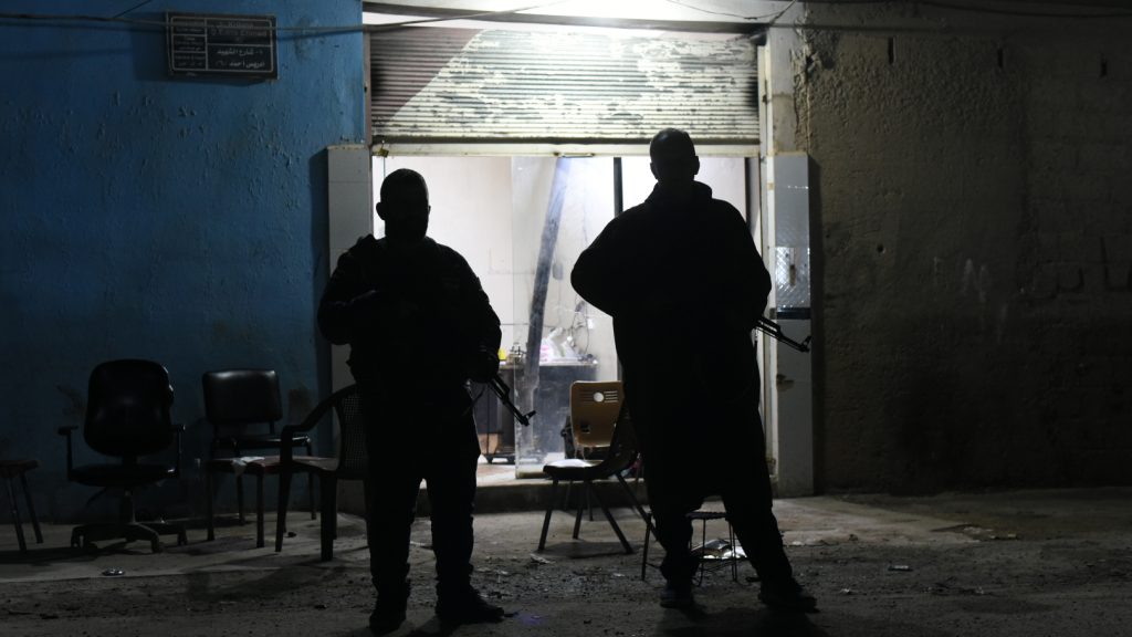 „Húsz–harmincezer ember, aki bármikor kész felrobbantani magát a bosszúért” – Jászberényi Sándor riportja Észak-Szíriából