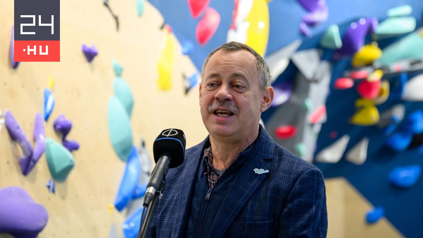 Révész Máriusz: Katasztrofális fizikai állapotban vannak gyermekek az okostelefonok miatt