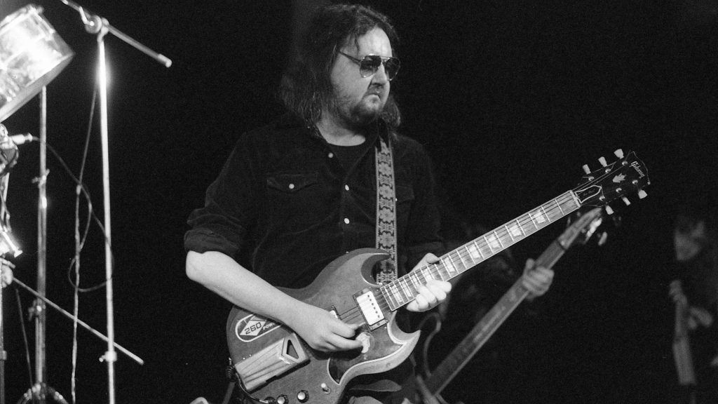 Így halt meg a gitárkirály, a magyar Jimi Hendrix