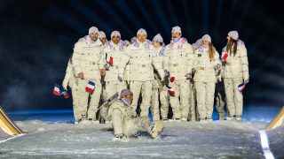 A francia csapat a milánói-cortinai téli olimpia megnyitóján.