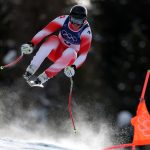 Franjo von Allmen a téli olimpia lesikló számában.