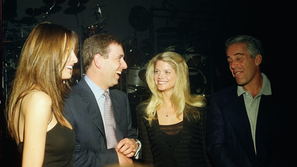 Először szólalt meg valaki a brit királyi család szűk elitjéből az Epstein-aktákról