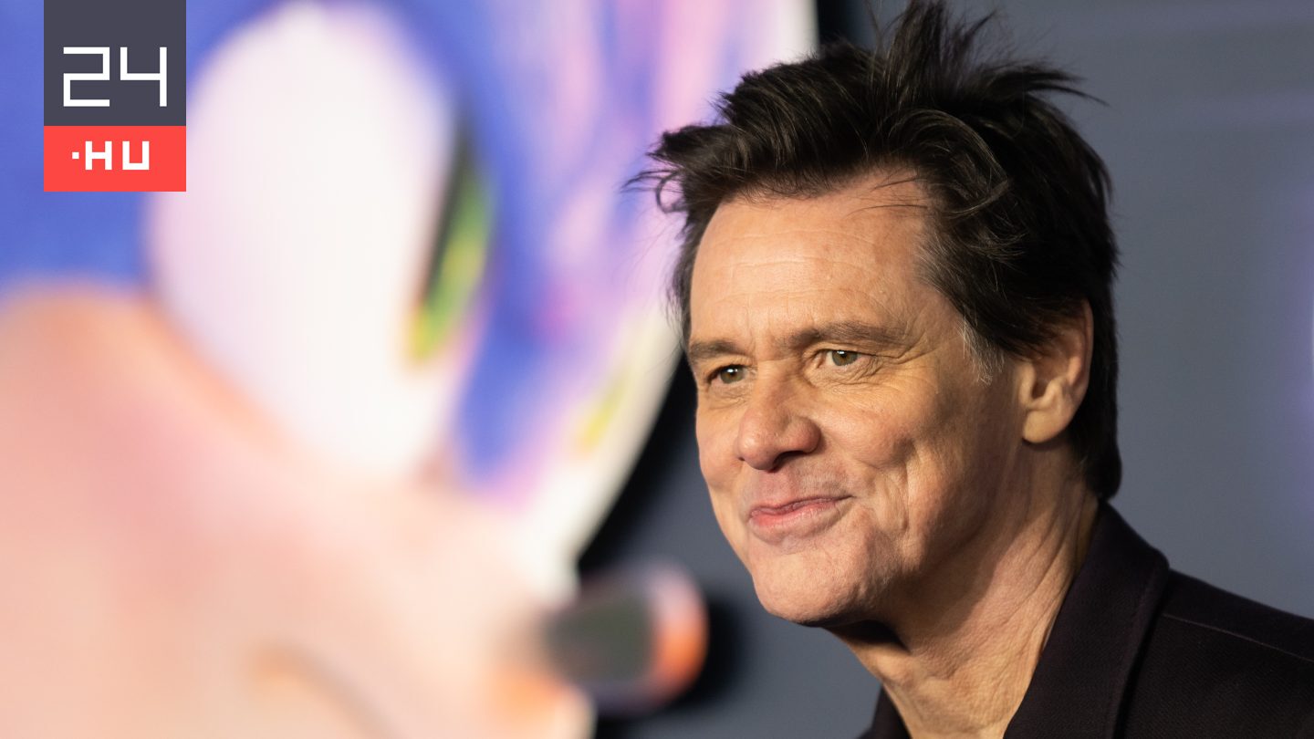 Jim Carrey mindenkit meglepett egy díjátadón: franciául beszélt és új frizurát villantott