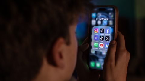 közösségi média, meta, facebook, instagram, whatsapp