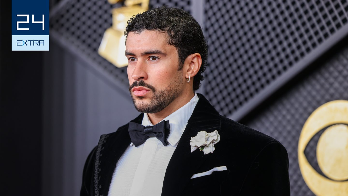 Nem hajlandó angolul énekelni és meghajolni Amerikának: kicsoda Bad Bunny, a 2026-os Super Bowl szupersztárja?