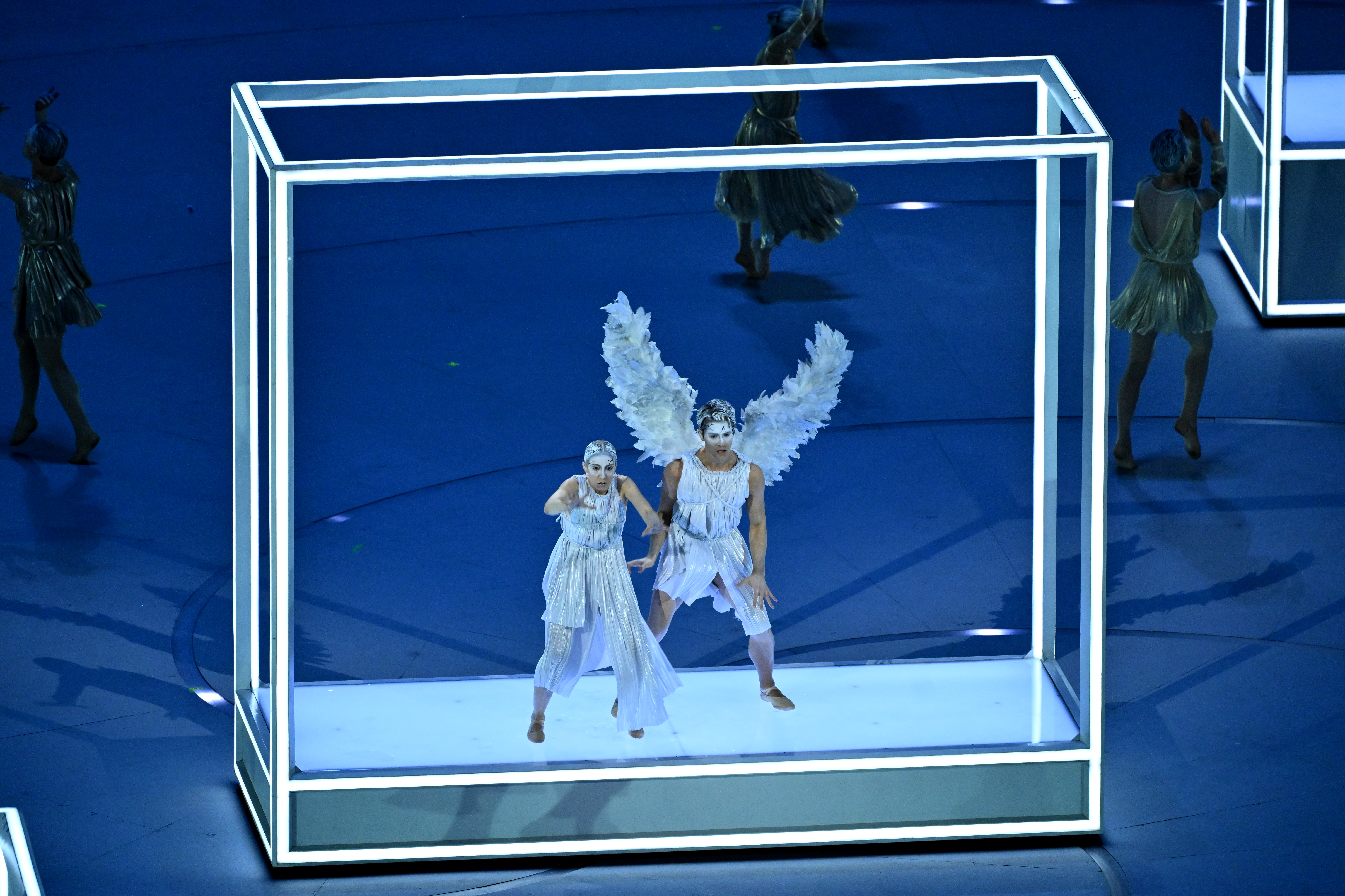 A téli olimpia megnyitó ünnepségének előadása.