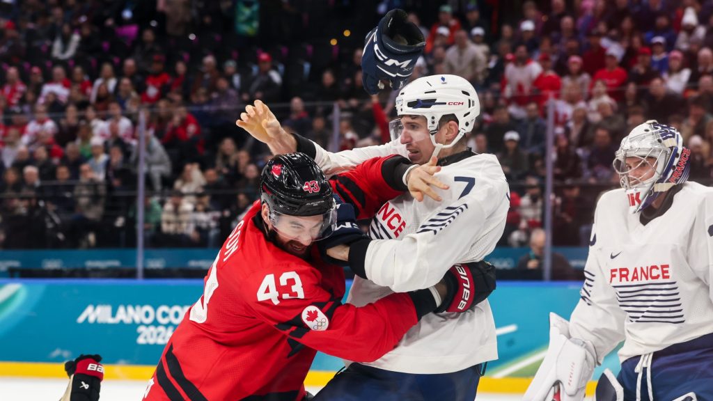 Kegyetlenül lecsapott hazája szövetsége az olimpián verekedő hokisra