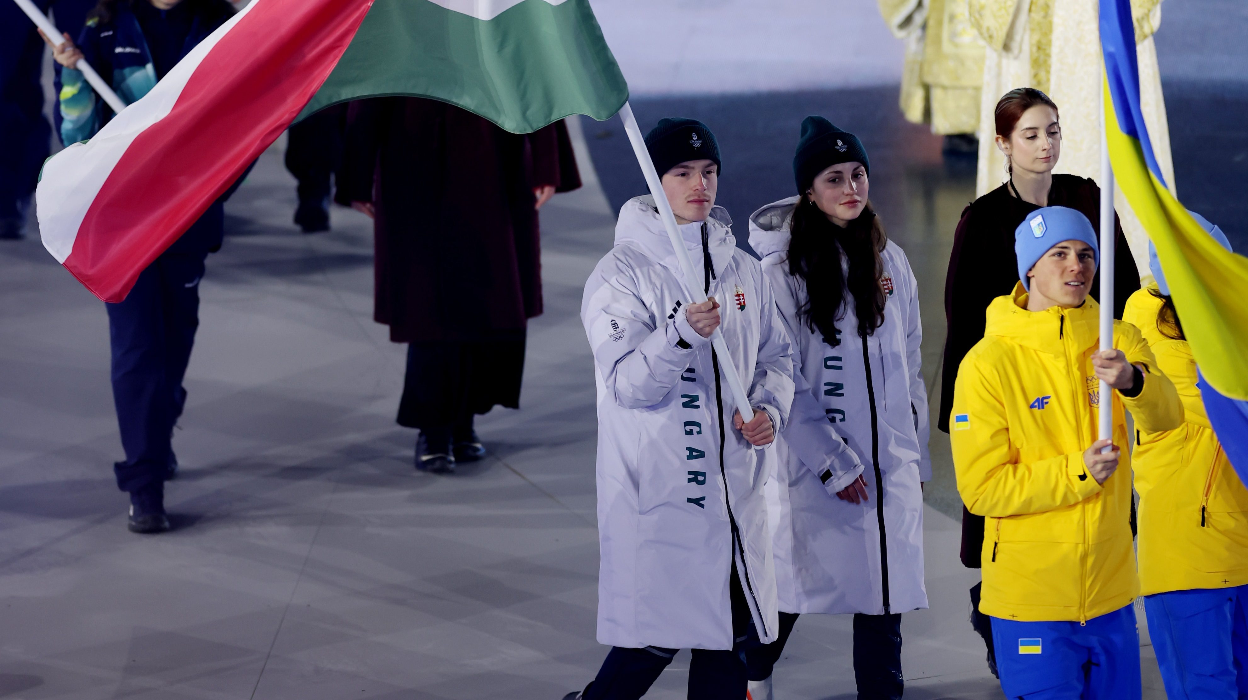 Nógrádi Bence és Somodi Maja a téli olimpia záróünnepségén.