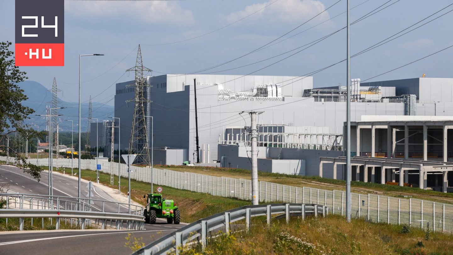 Hivatalos: Hiába a botrány, újra hatályos a gödi Samsung-gyár környezethasználati engedélye