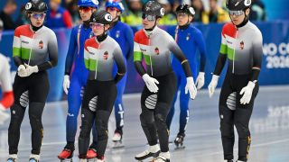 Assago, 2026. február 10. Végi Diána Laura, Somodi Maja, Nógrádi Bence és Moon Wonjun (b-j) a 2026-os milánói-cortinai téli olimpia 2000 m-es rövidpályás gyorskorcsolya versenyén a vegyes váltó negyeddöntőjében az assagói Forum di Milano sportarénában 2026. február 10-én. MTI/Illyés Tibor