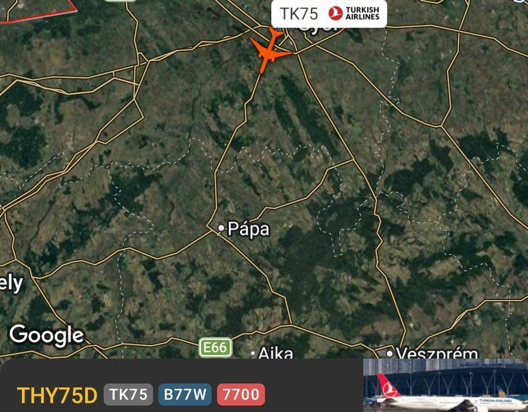 Kényszerleszállás miatt Győrtől nem messze engedte ki a kerozint egy vancouveri járat