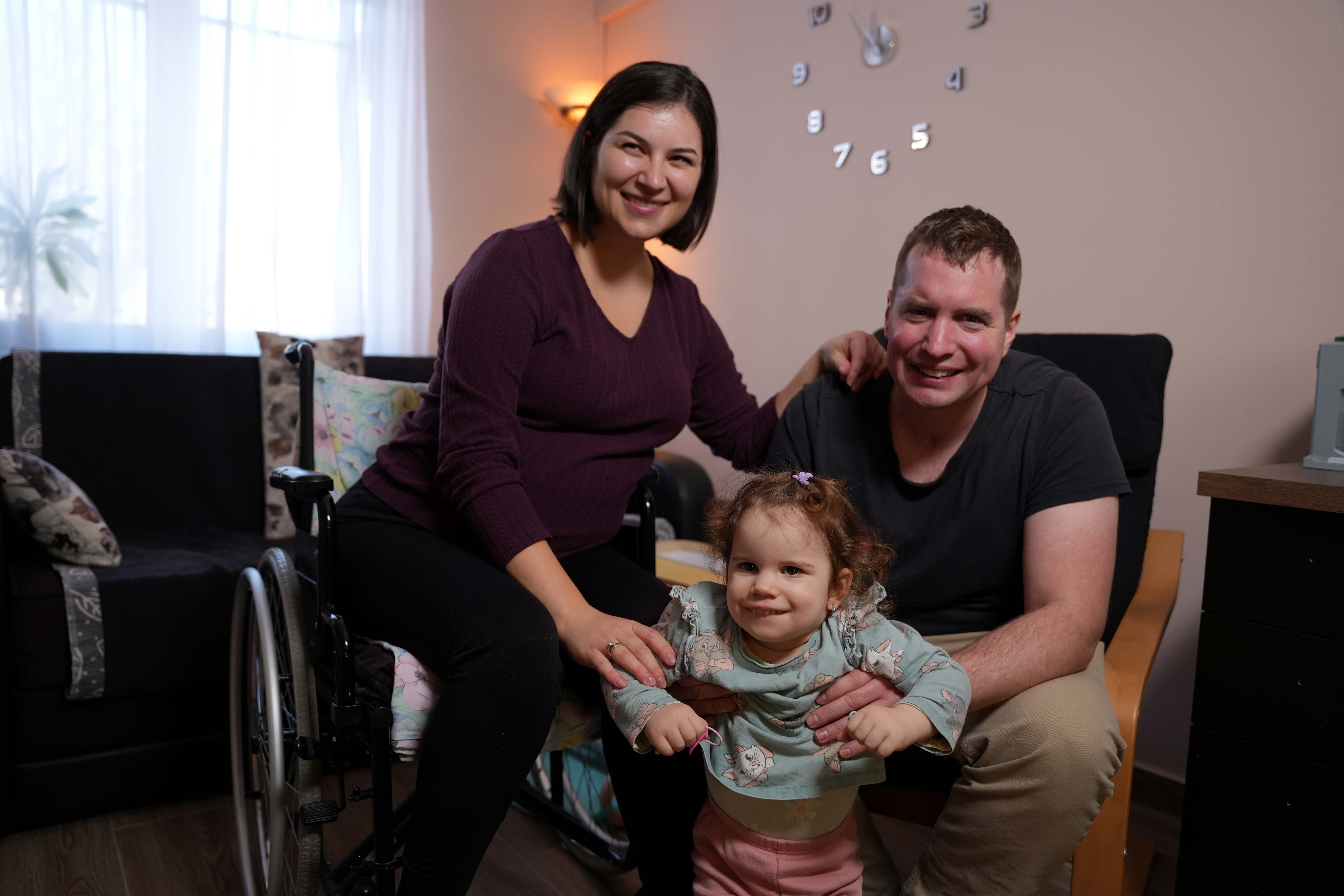 Kerekesszékes anyák DW Magyar