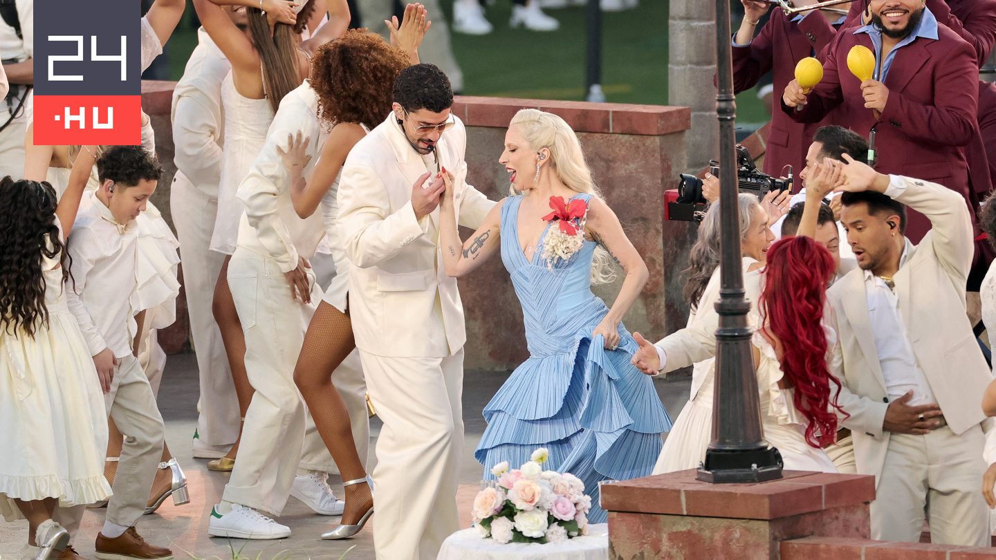 Autón táncolás, igazi esküvő, és sztárparádé – ilyen volt a 2026-os Super Bowl félidei show-ja