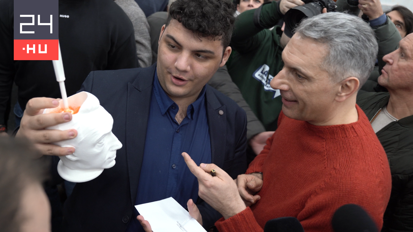 Lázár János: Miért fontos a sajtónak a bűnözők joga ennyire? | 24.hu