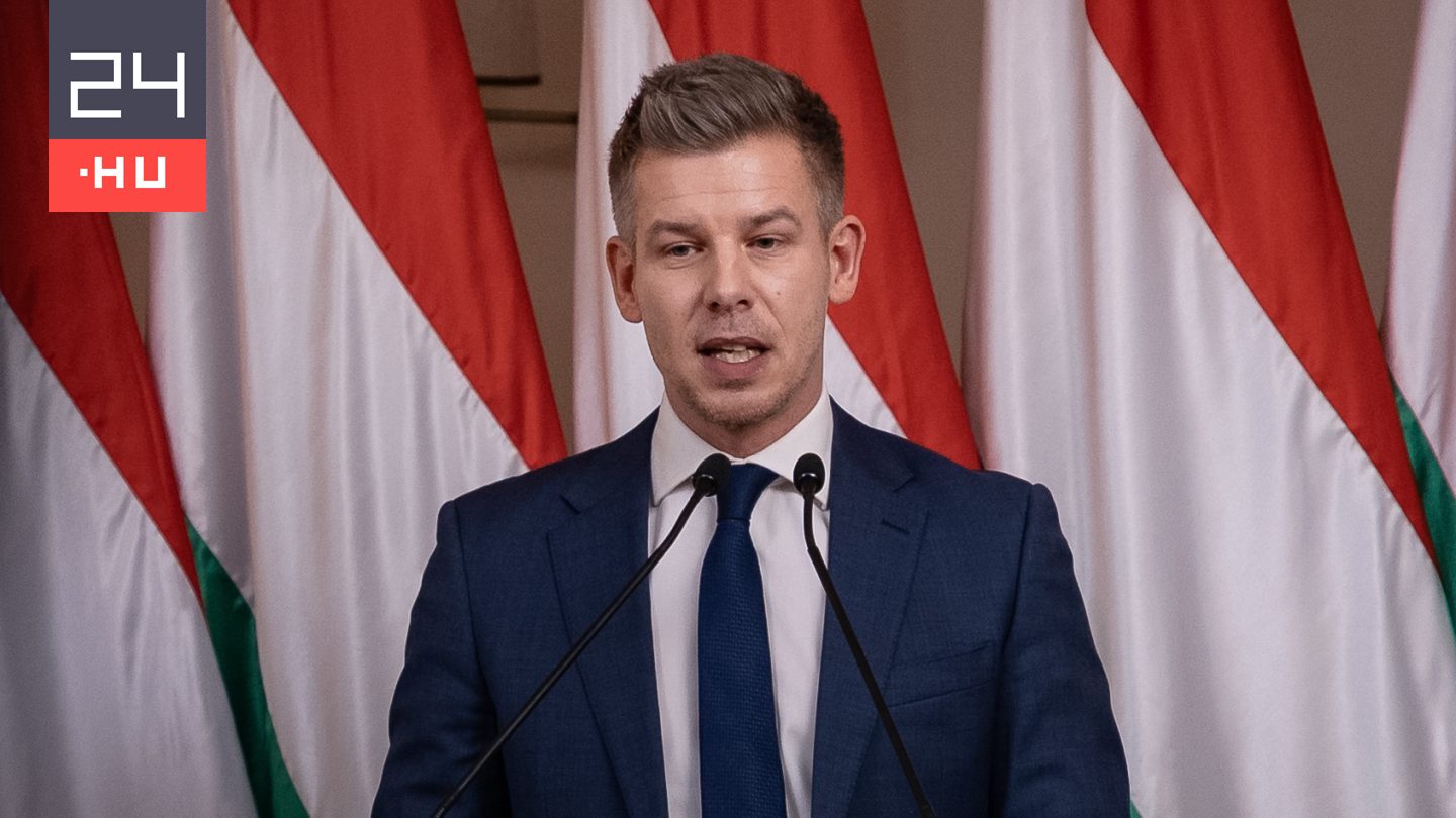 Magyar Péter az ígéri, hogy kormányváltás esetén haladéktalanul felfüggesztik a közmédia hírszolgáltatását