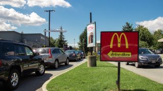 McDonald's autós sor