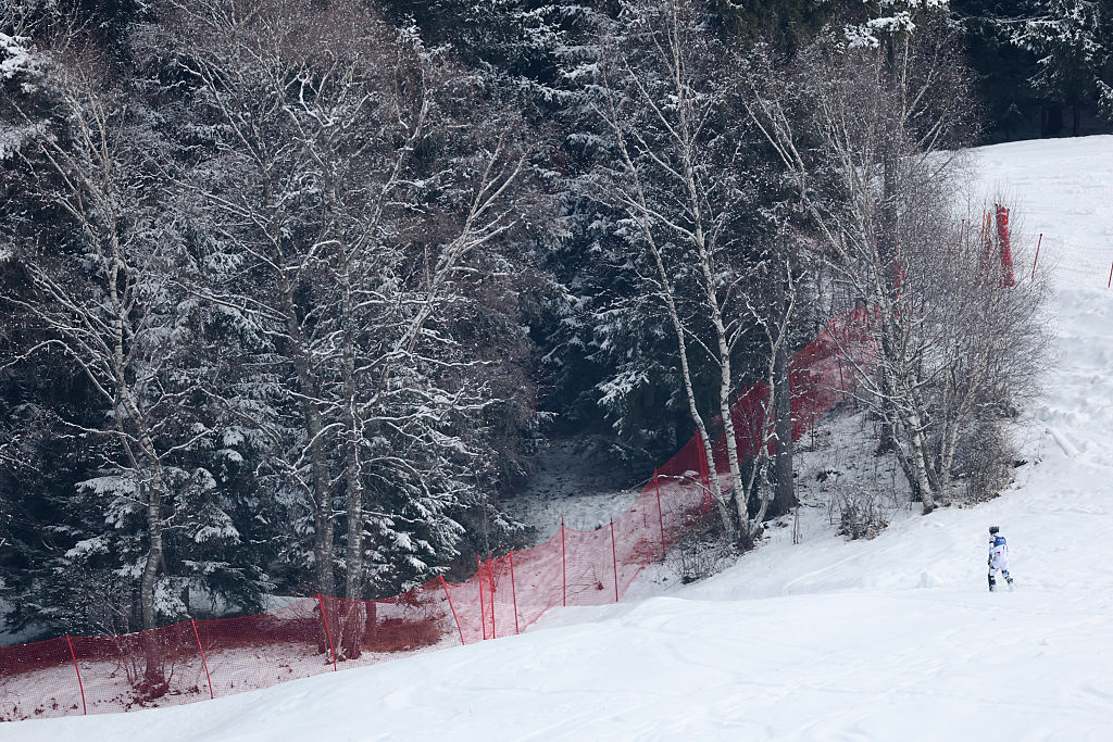 A norvég Atle Lie McGrath drámája: az élről várta a második futamot, de kiesett.