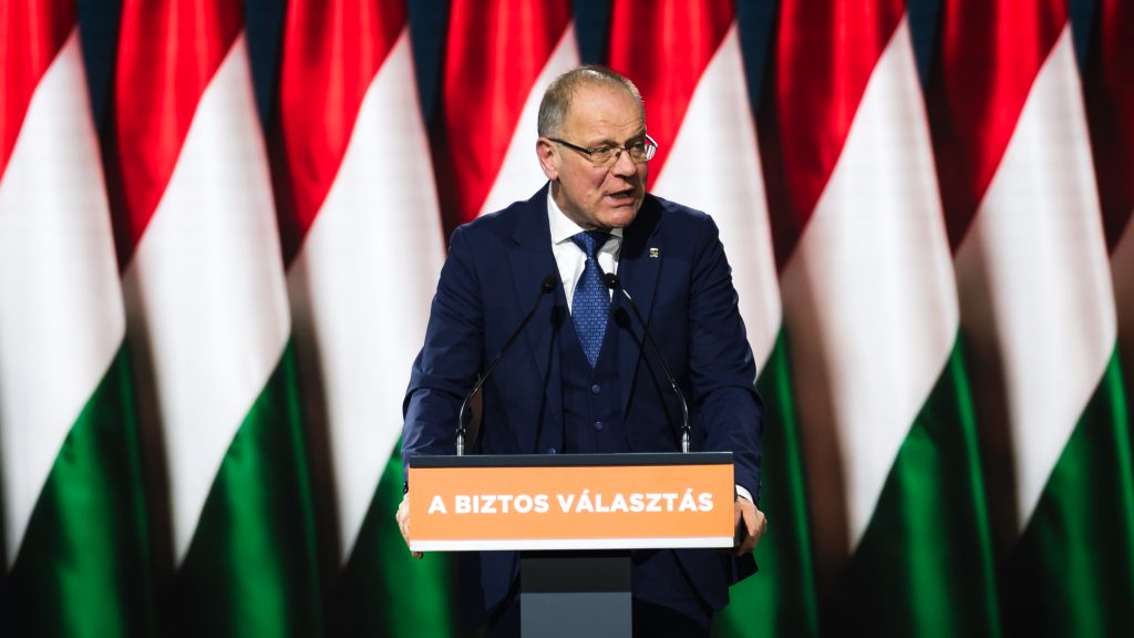 Hadházy: Nem neveztem Navracsicsot undorítónak, csak a legkárosabb és leggerinctelenebb fideszesnek