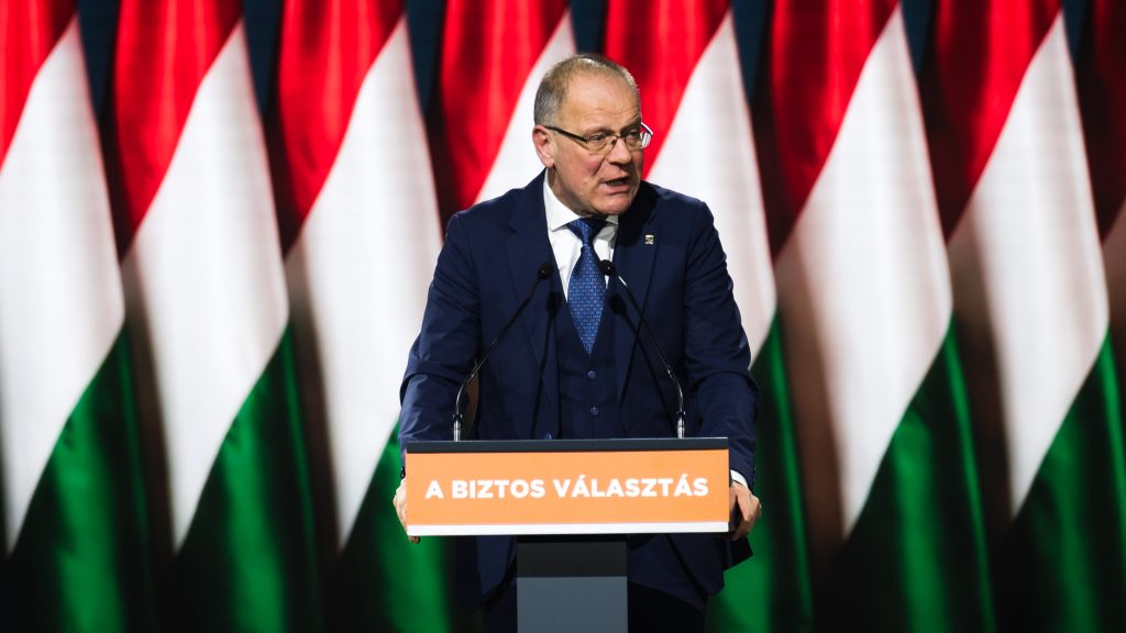 Navracsics Tibor felelősnek tartja magát az elmúlt 16 évért