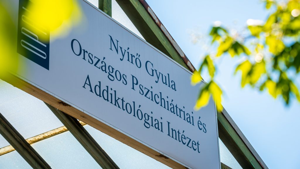 Az összeomlás szélén: felmondják a többletügyeletet áprilistól a budapesti pszichiáterek