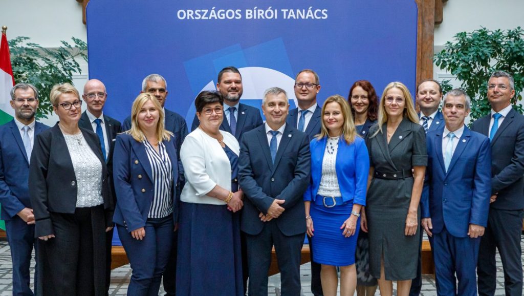 Az Országos Bírói Tanács visszautasítja a bírák megfélemlítését célzó megnyilvánulásokat