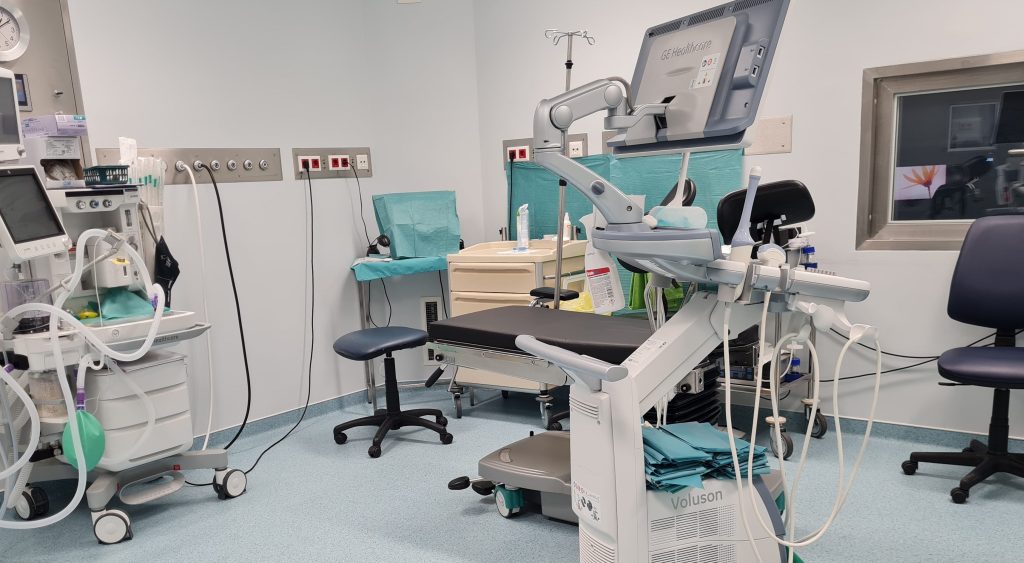 A páciensek biztonsága érdekében leáll a János-kórház lombikcentruma