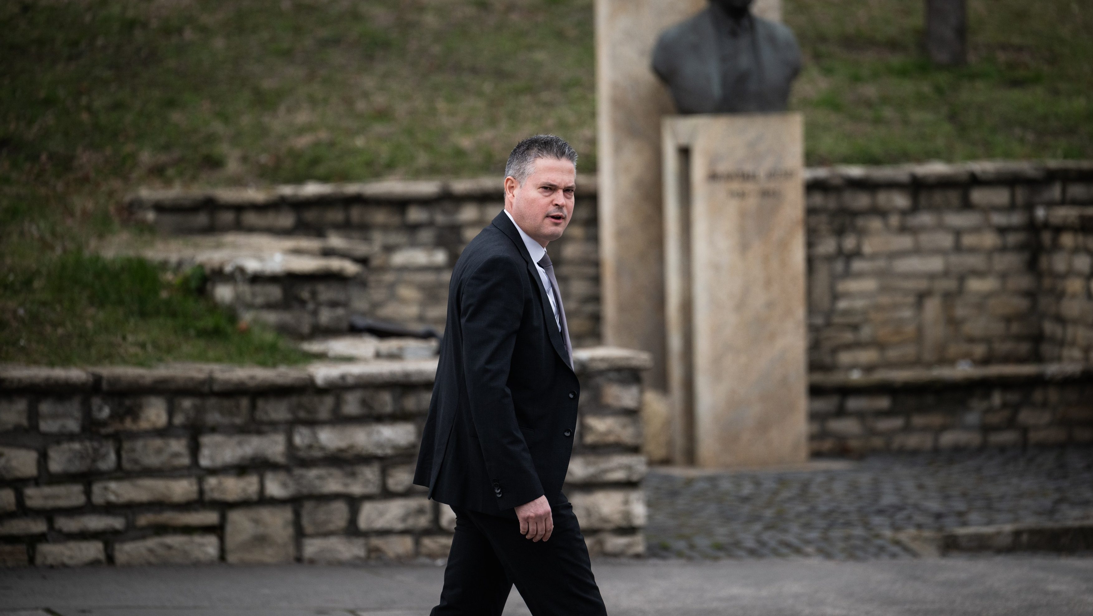 Sára Botond Budapest főispánja