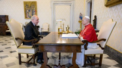 Sulyok Tamás, Magyarország köztársasági elnöke és XIV. Leó pápa a Vatikánban.