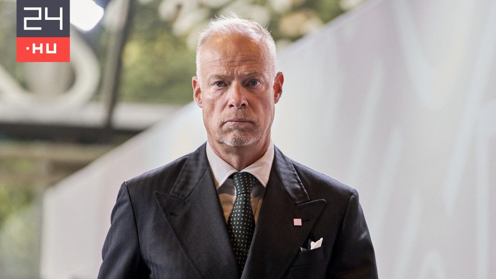 Megijedtek, és szoronganak a diákok, miután kézigránátos oktatófilmet vetítettek le nekik honvédelmi órán