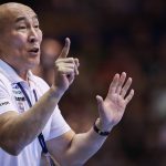 01 May 2024, Saxony-Anhalt, Magdeburg: Handball, Champions League, SC Magdeburg - KS Kielce, final round, knockout round, quarter-finals, second leg, GETEC Arena. Talant Dujshebaev, coach of KS Kielce, gesticulates. Photo: Ronny Hartmann/dpa