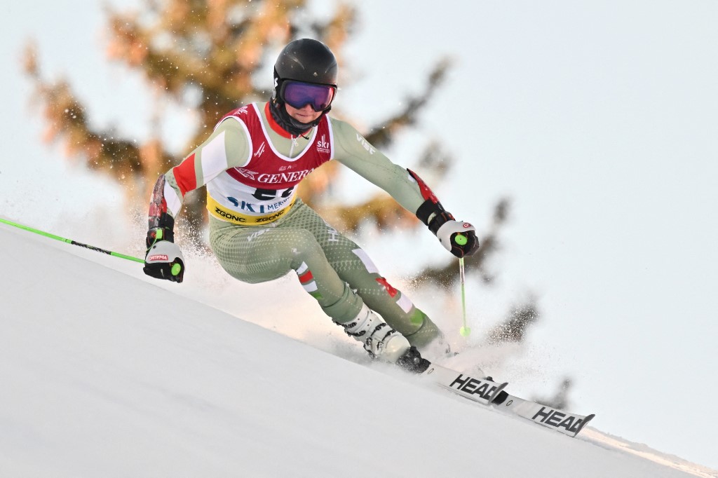 Az alpesi síző Úry Bálint.