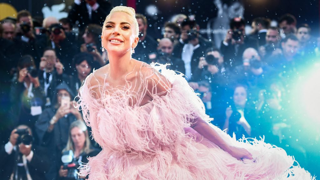 Így válik egy különc kamaszból a pop koronázatlan királynője – 40 éves lett Lady Gaga