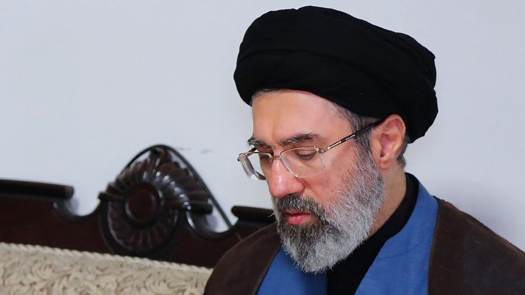 Ali Hamenei fia, Modzstaba Hamenei Irán új legfelsőbb vezetője