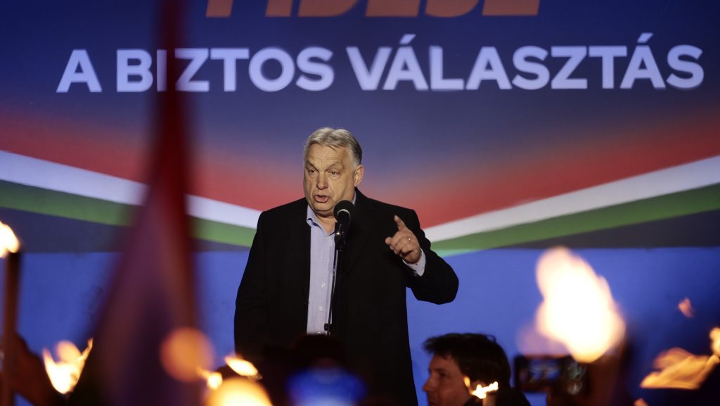 Orbán Viktor a fiataloknak üzent Dunaújvárosban: „Eljön egy pillanat, amikor hiányozni fogunk”